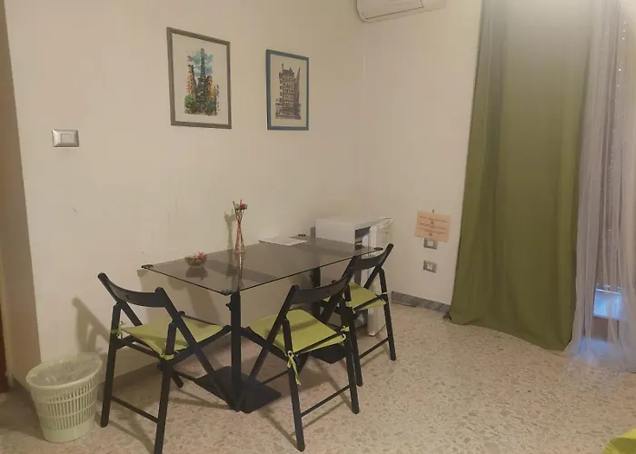 B&B Dietro L\'Angolo