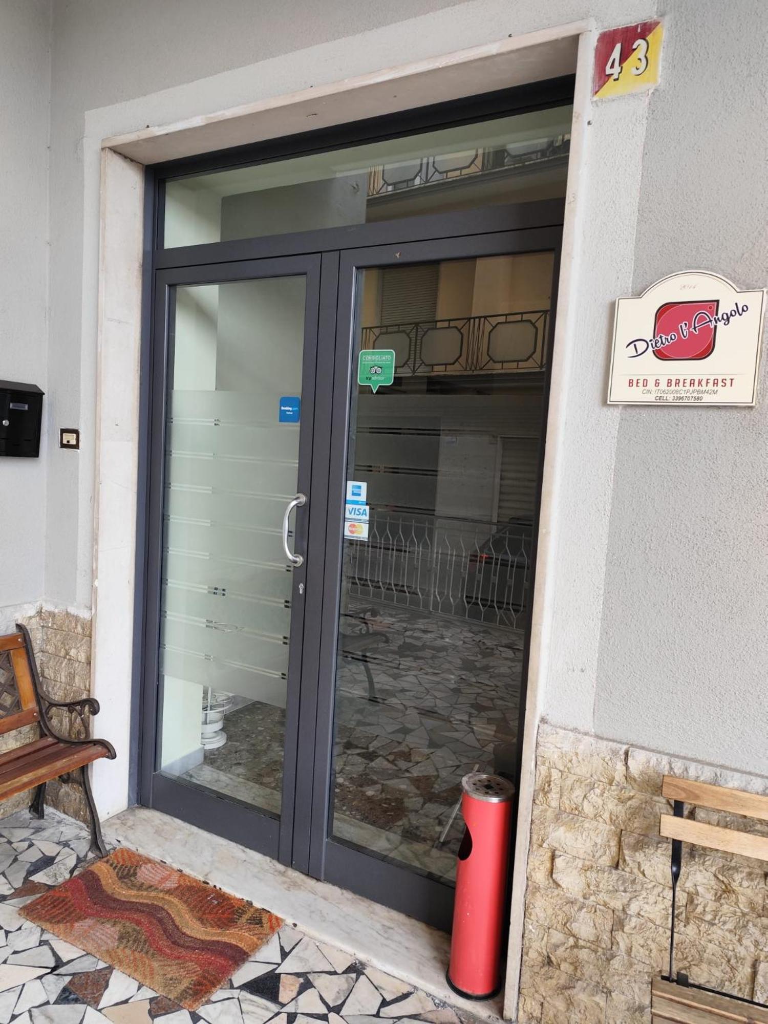 Dietro L'angolo Bed & Breakfast
